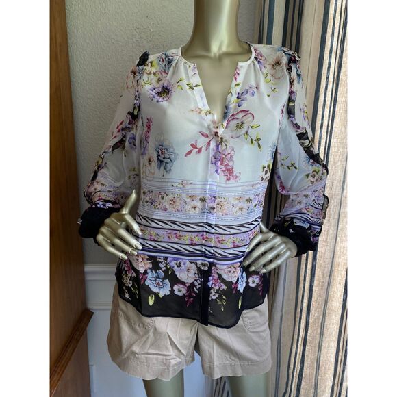 NWT White House Black Market Floral Print Ruffle Trim Blouse S - Picture 4 of 8